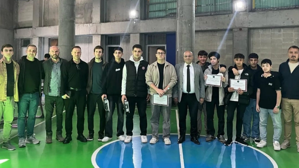 ROBOT YARIŞMASI SONUÇLANDI
